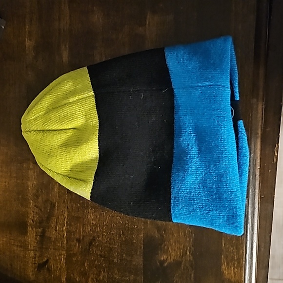 Beenie reversible wear - Picture 3 of 6